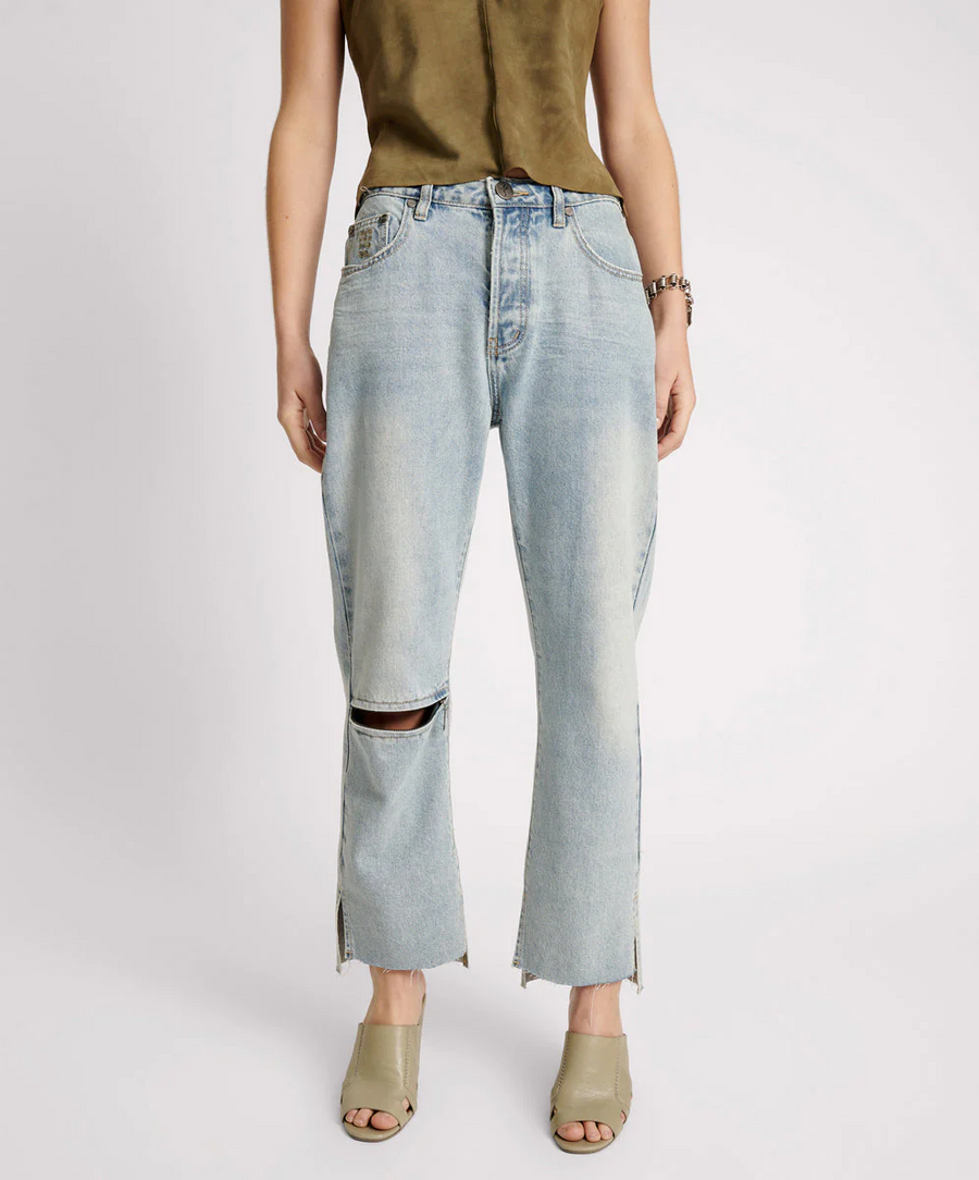 One Teaspoon Fleetwood Zipped Hooligans Mid Waist Relaxed   Cropped Jeans - Fleetwood