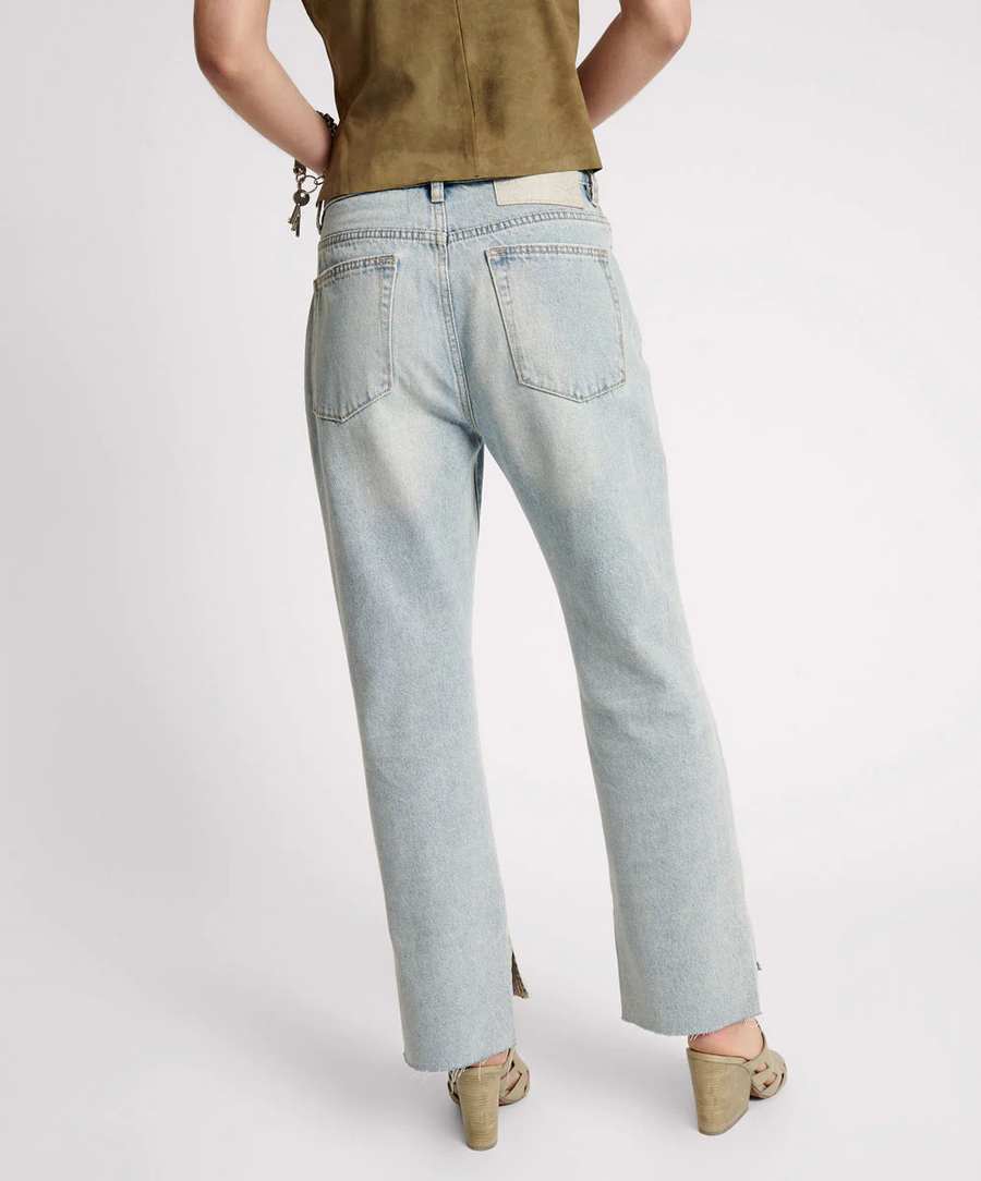 One Teaspoon Fleetwood Zipped Hooligans Mid Waist Relaxed   Cropped Jeans - Fleetwood