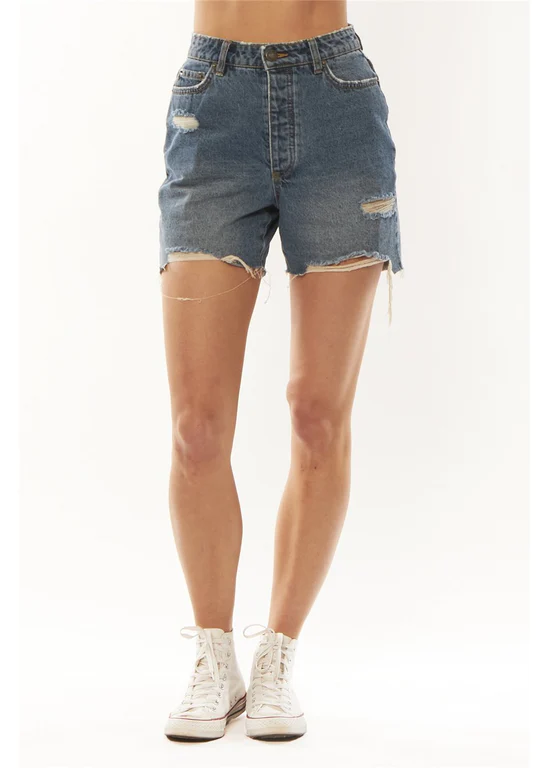 Amuse Society Bella WVN Denim Short - Worn In Indigo