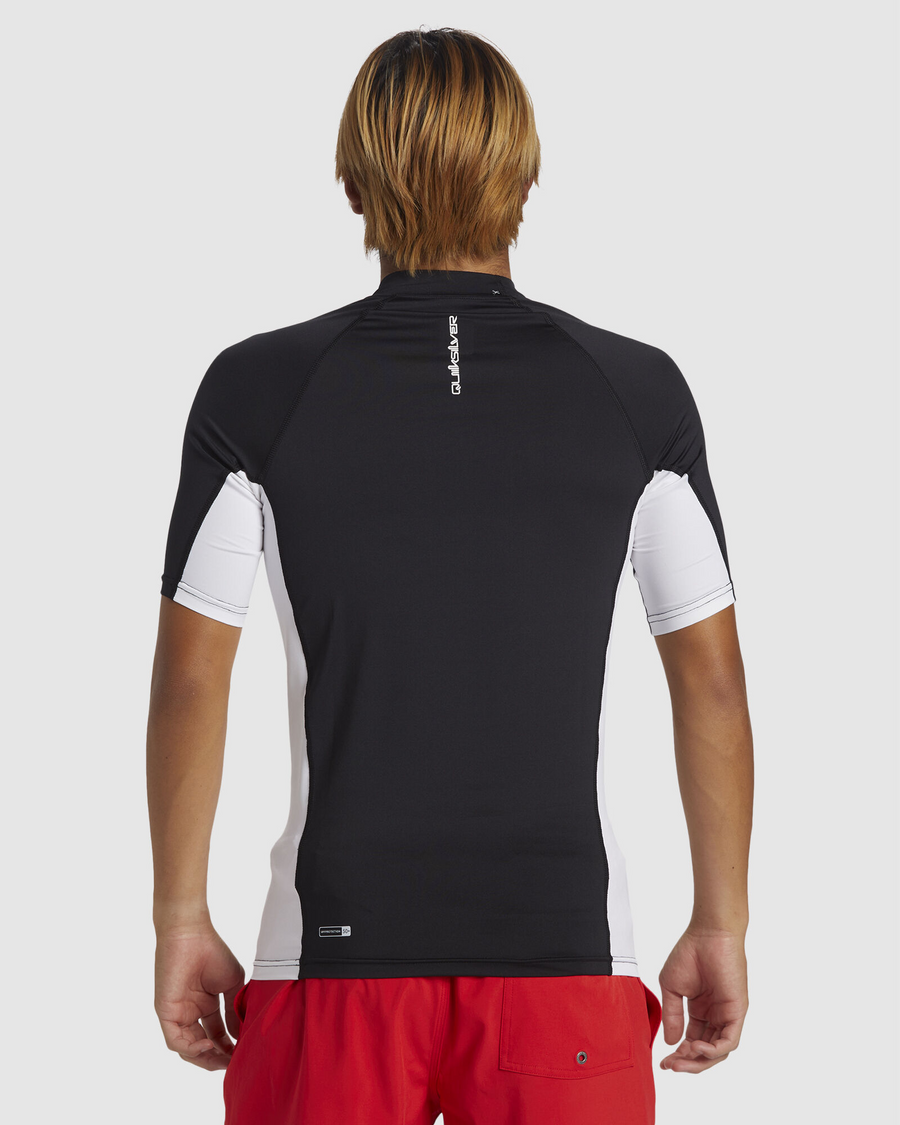 Quiksilver  Everyday  UPF50 SS  Rashguard- Black