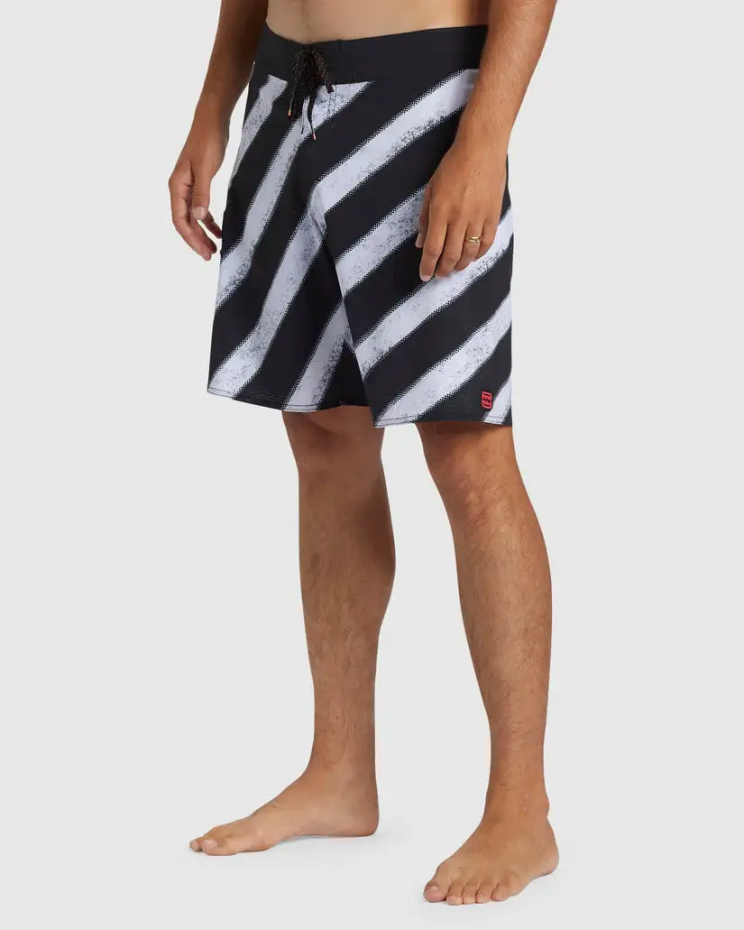 Billabong Formula Airlite Boardshort - Black/ White