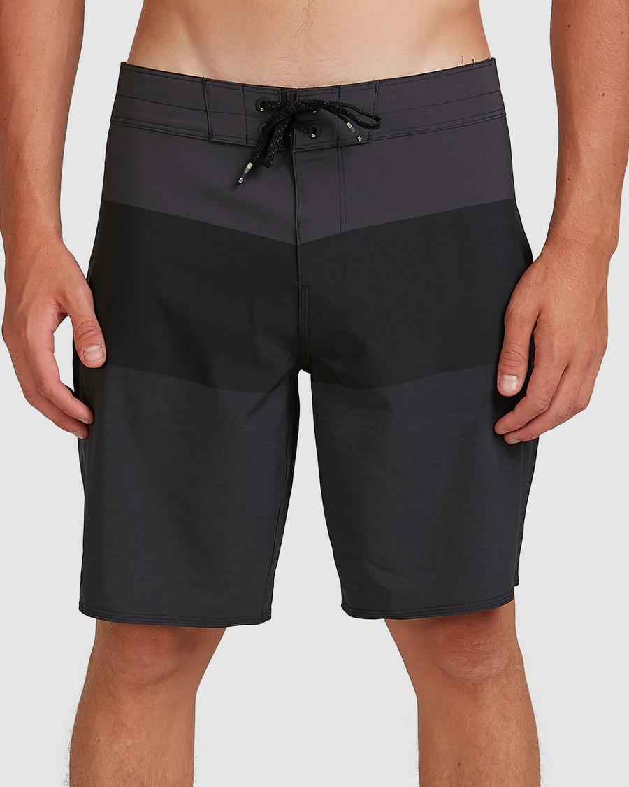 Billabong Tribong Airlite Boardshorts - Black