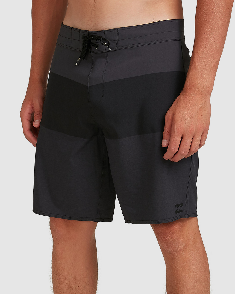 Billabong Tribong Airlite Boardshorts - Black